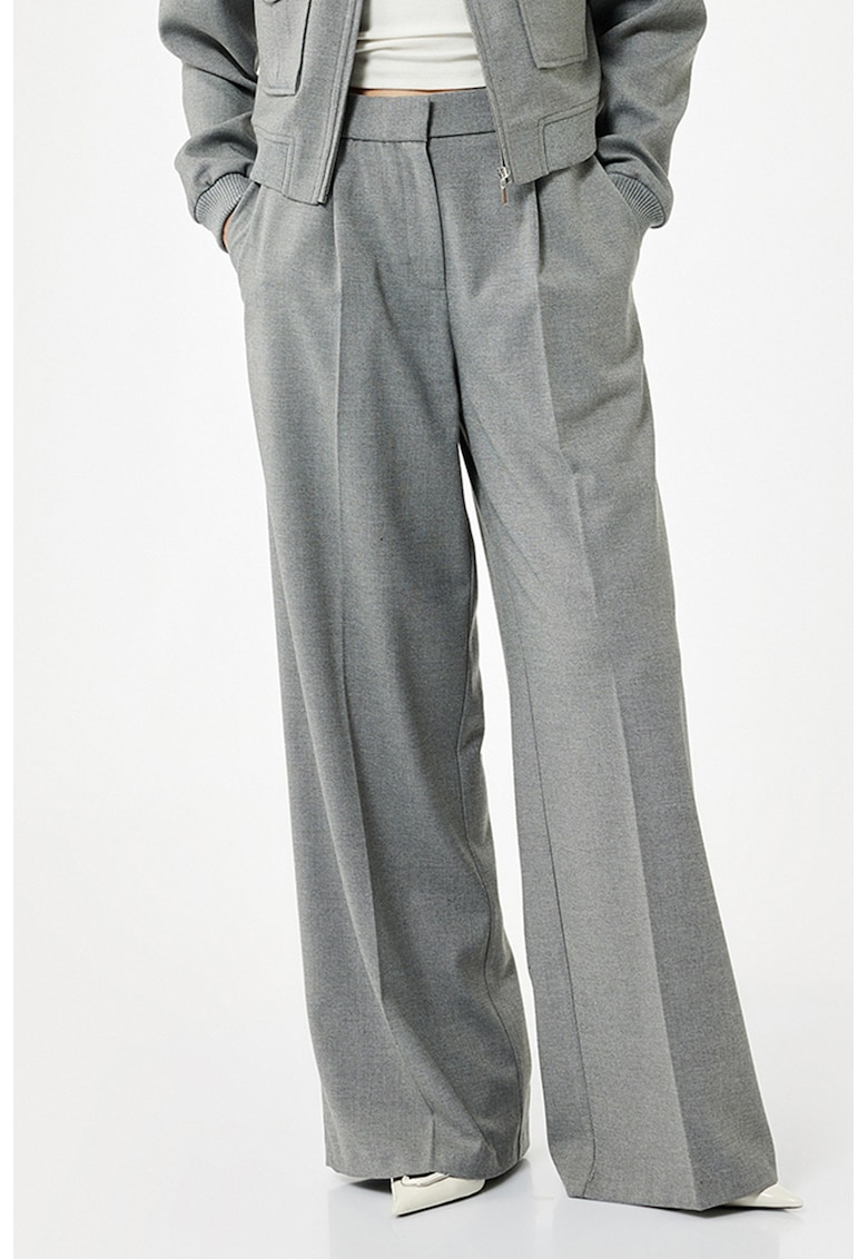 Pantaloni eleganti ampli