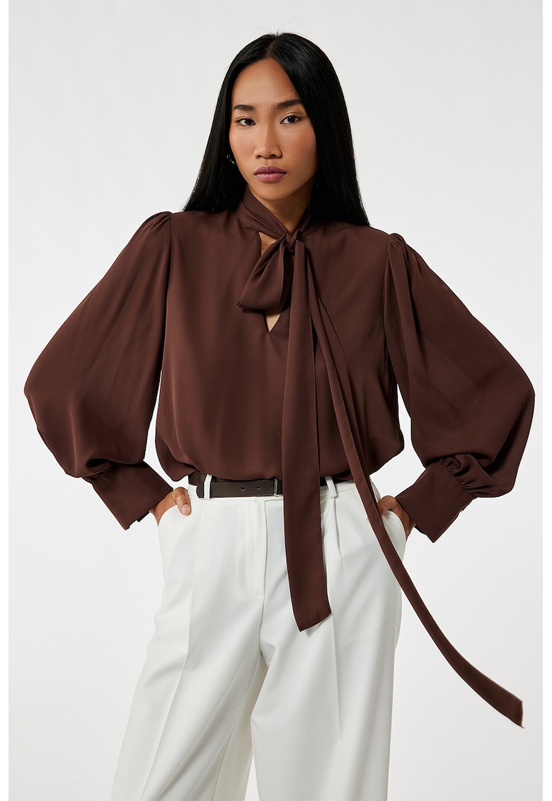 Bluza vaporoasa cu maneci bishop