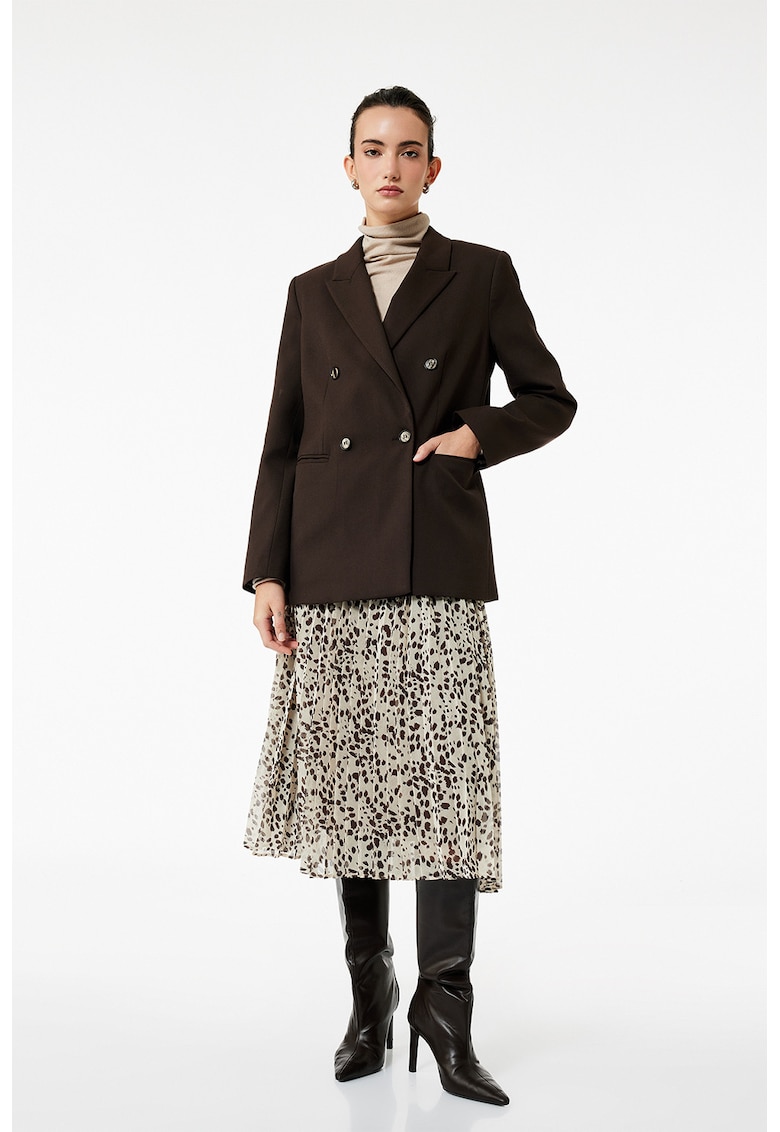 Fusta evazata midi cu croiala evazata