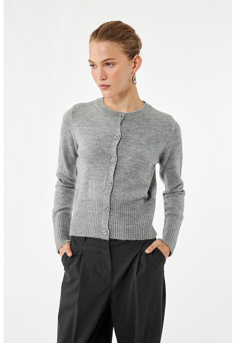 Cardigan cu decolteu la baza gatului