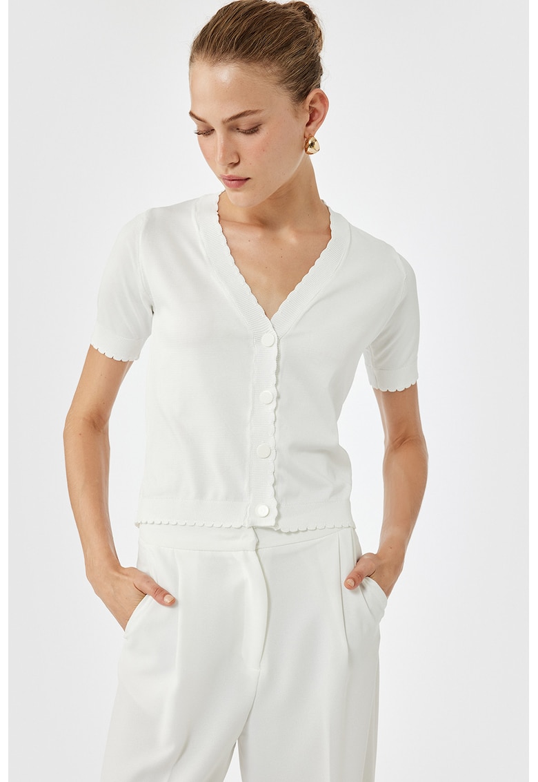 Cardigan cambrat crop cu terminatii valurite