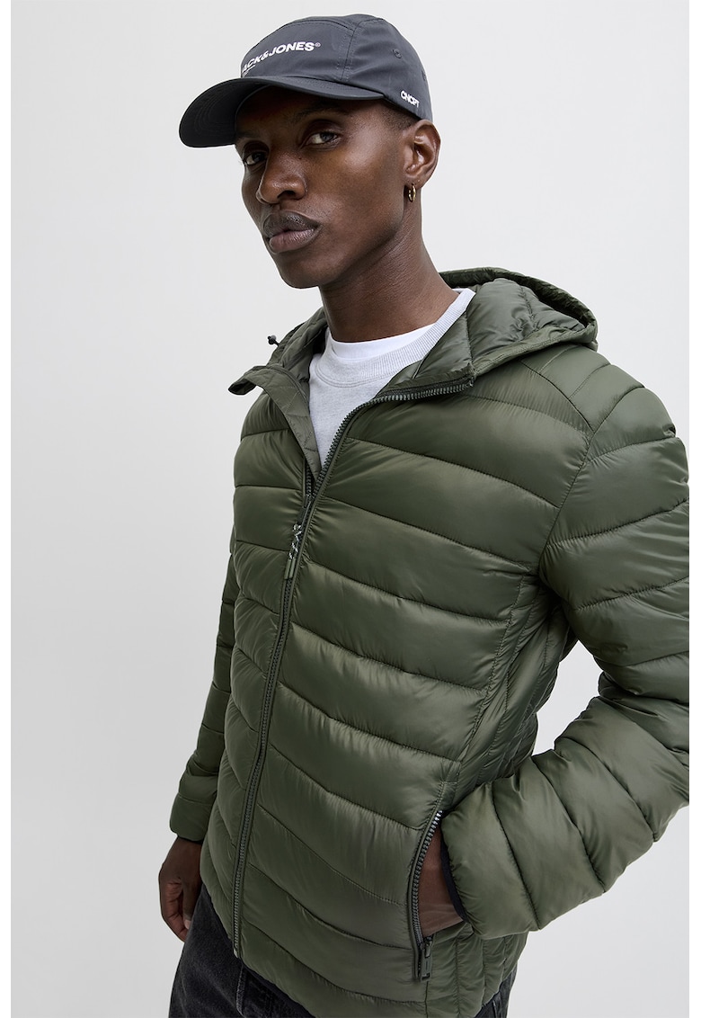 Jacheta cu vatelina subtire si gluga