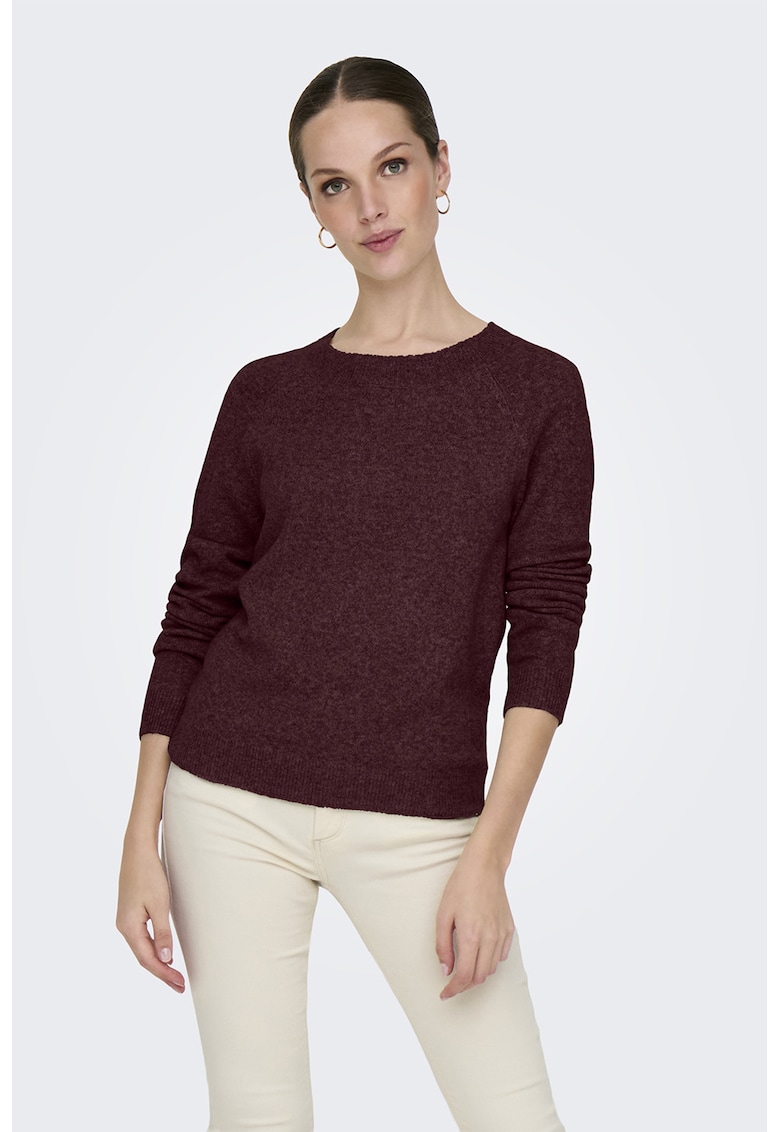 Pulover tricotat fin cu maneci raglan