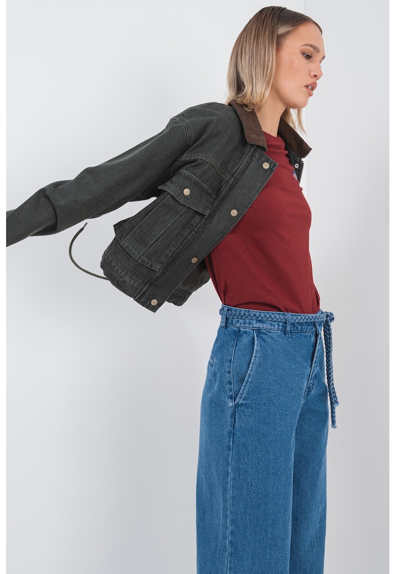 Jacheta de denim cu buzunare supradimensionate Saylor Jacheta de denim cu buzunare supradimensionate Saylor
