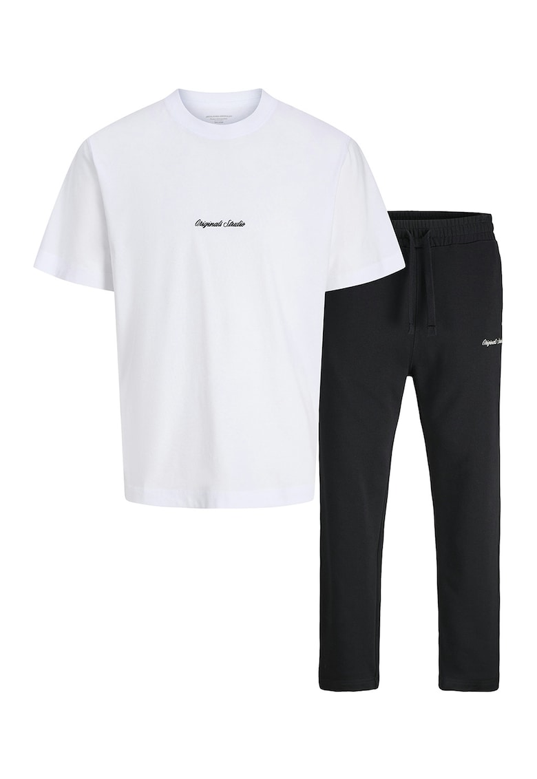 Set de tricou cu decolteu la baza gatului si pantaloni de trening cu croiala dreapta - 2 piese