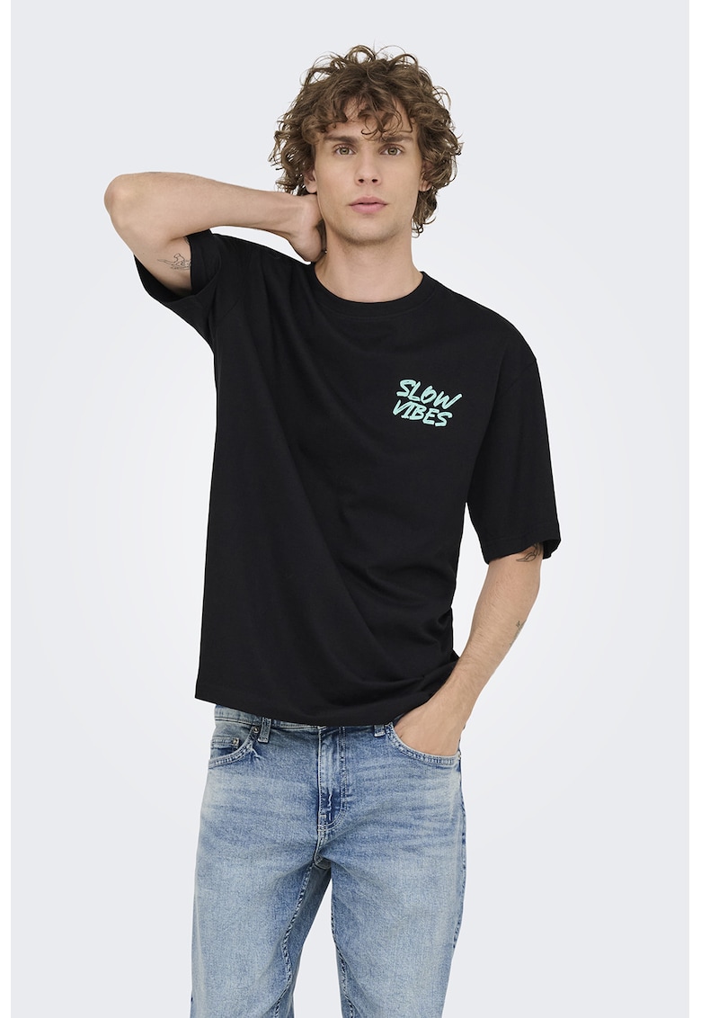 Tricou lejer din bumbac organic cu imprimeu grafic