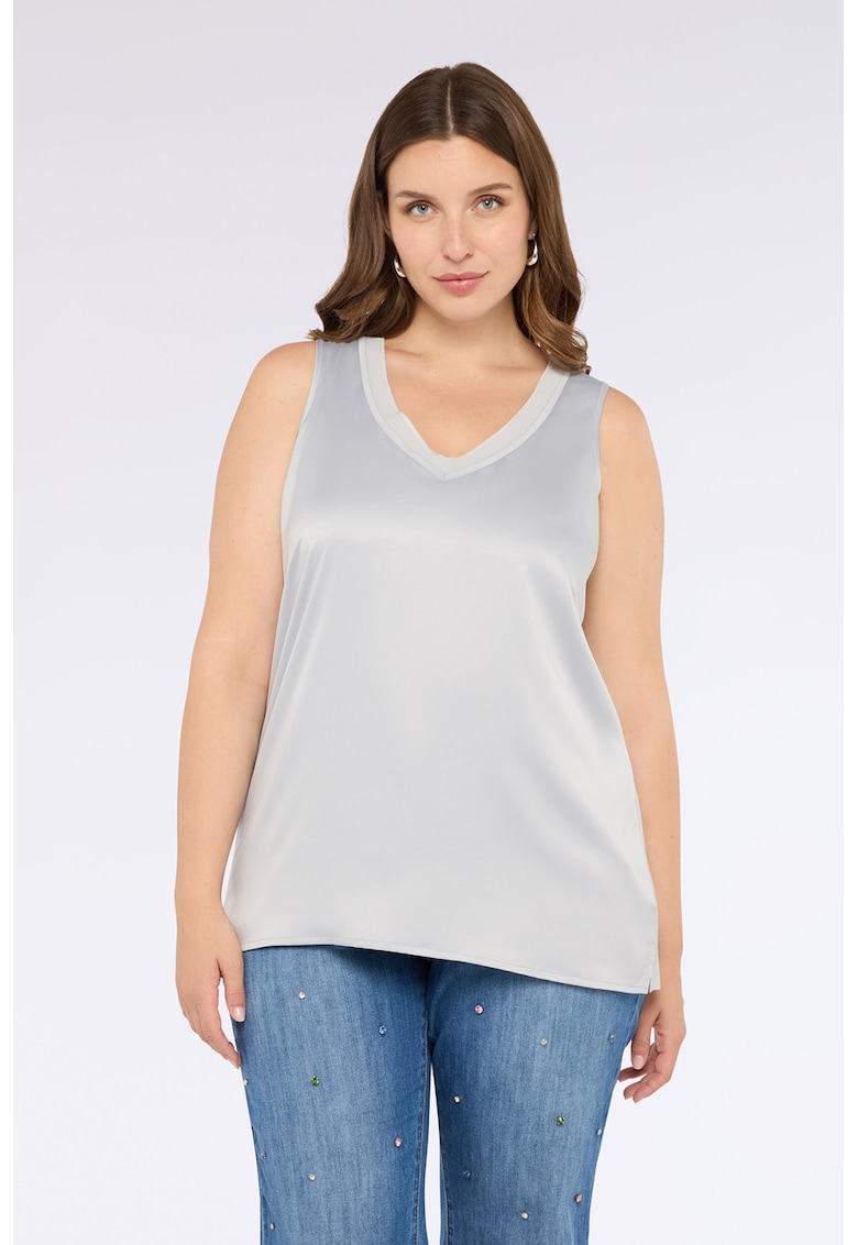 Top cu partea frontala din satin Top cu partea frontala din satin