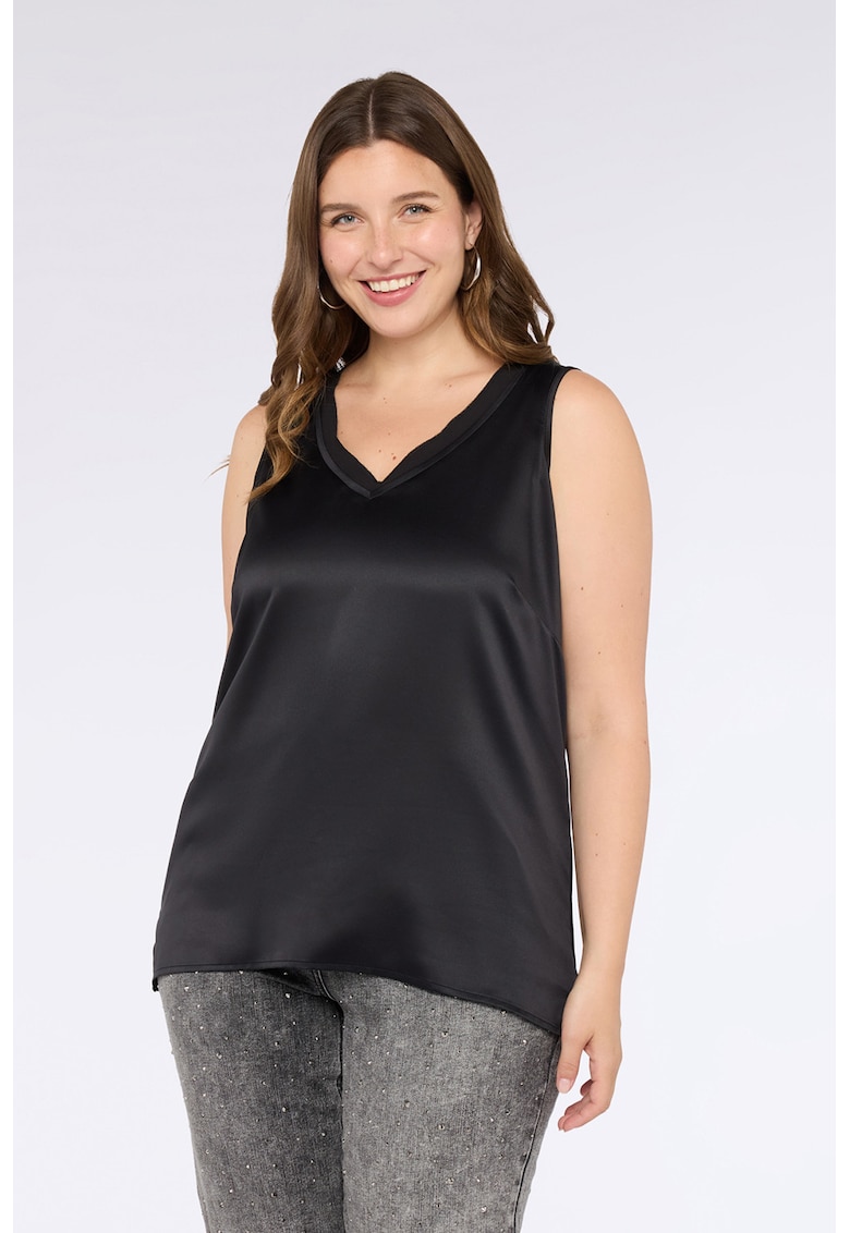 Top cu partea frontala din satin Top cu partea frontala din satin