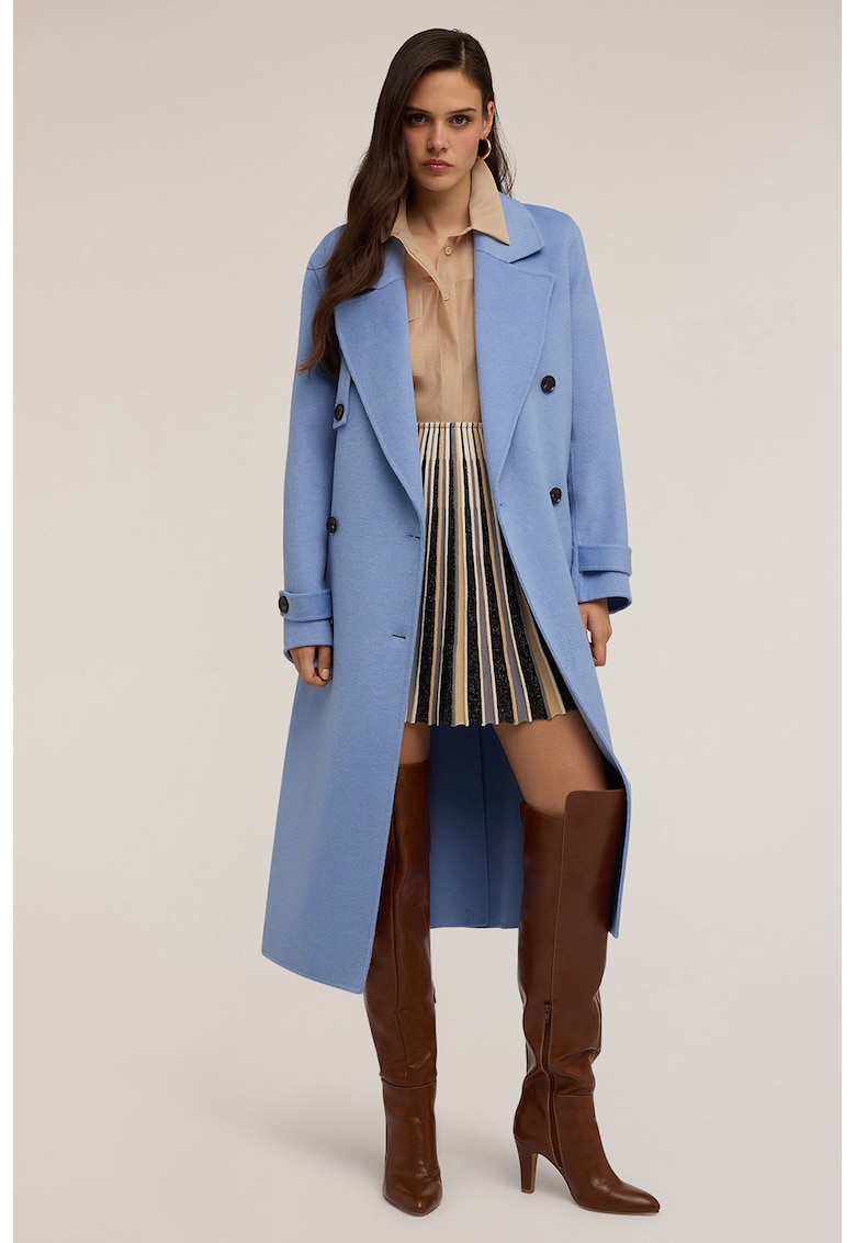 Trenci din amestec de lana cu revere decupate si doua randuri de nasturi