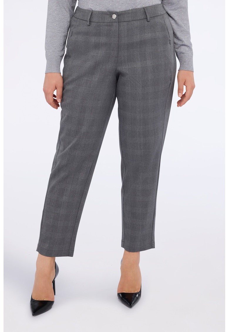 Pantaloni conici crop cu model in carouri