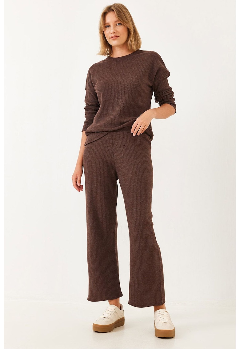 Set doua piese -  pulover lung si pantaloni - texturat - culoare maro scortisoara - material bumbac si lycra