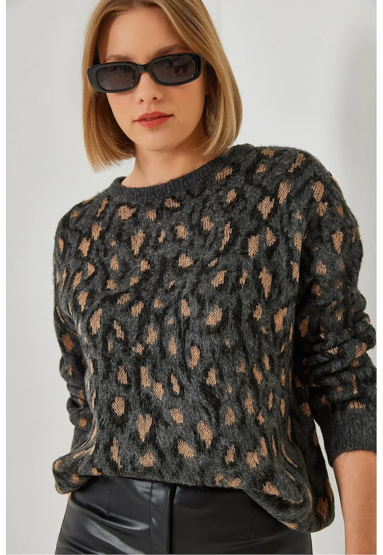 Pulover dama -  guler rotund - imprimeu leopard - gri inchis - tricot -