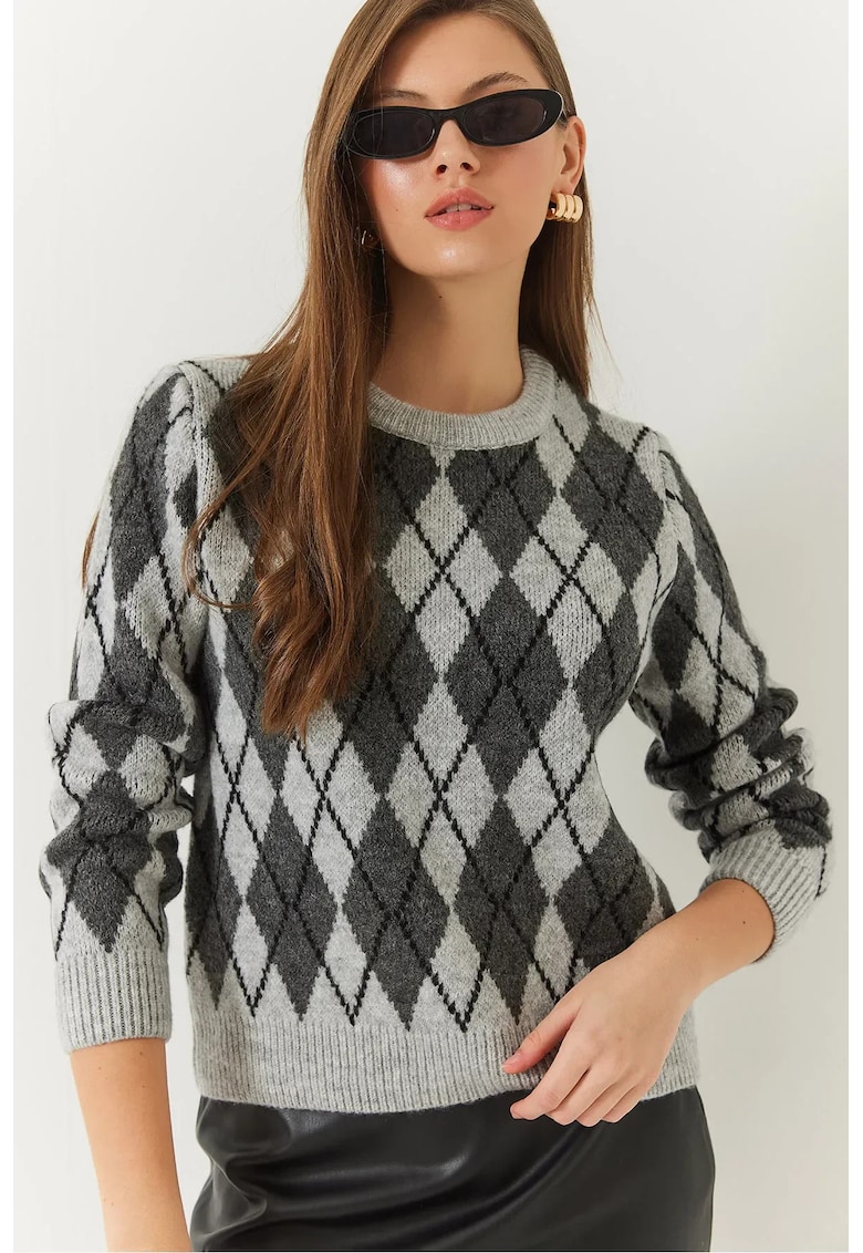 Pulover tricotat -  guler rotund - model baclava - material acrilic-poliester-polibutilena -