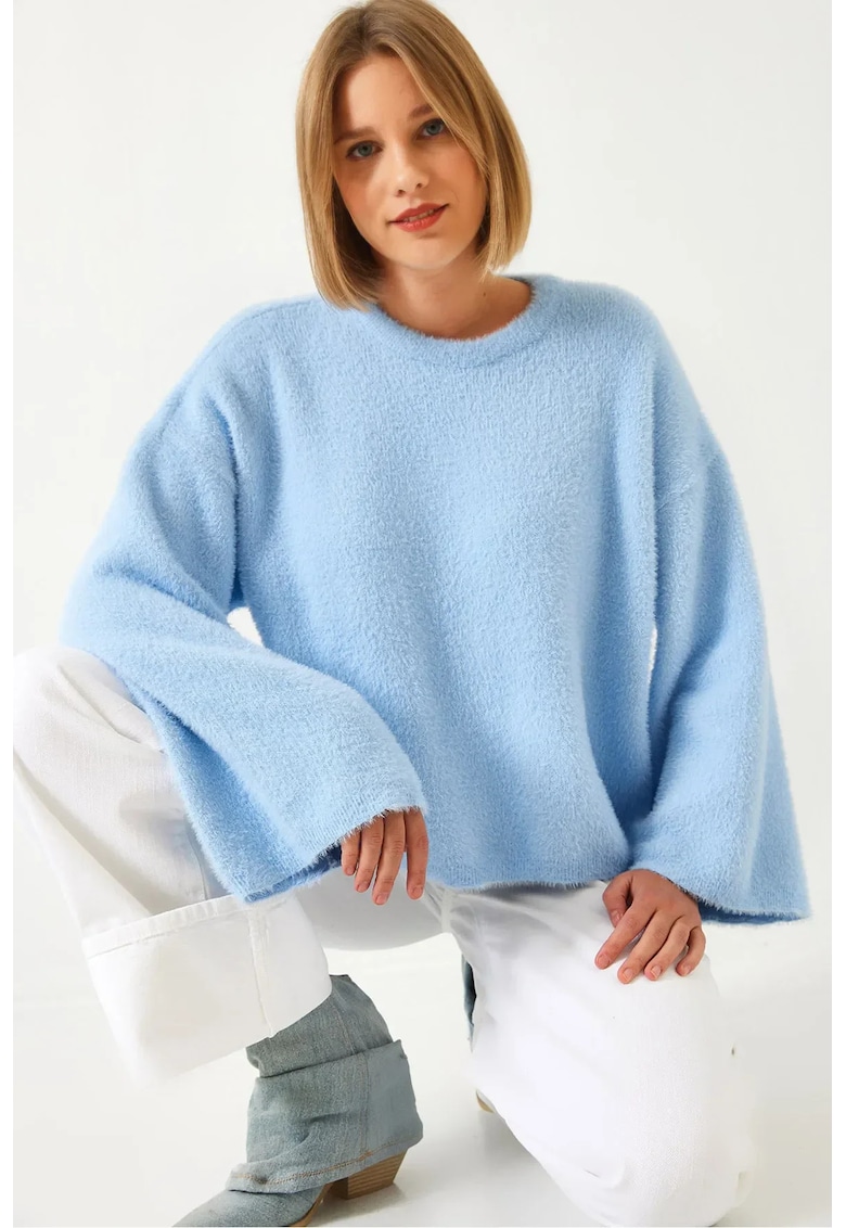 Pulover dama supradimensionat - guler rotund - detalii din blana artificiala - albastru glaciar - tricot -