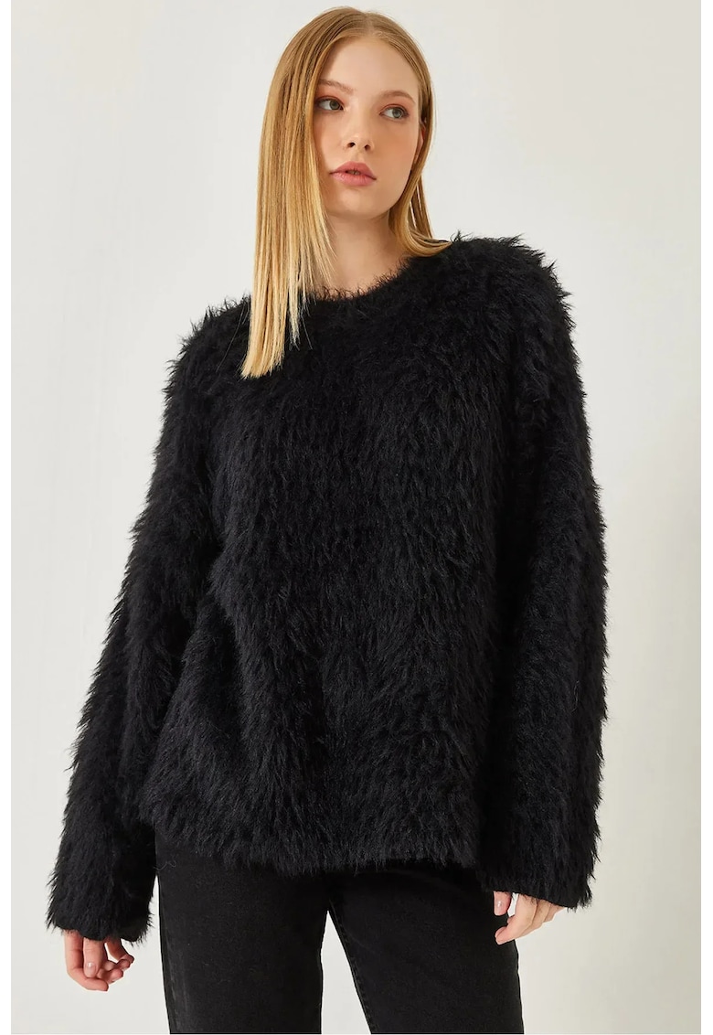 Pulover tricotat  supradimensionat - detalii de plus - negru - material tricot -