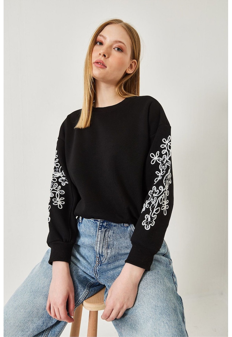 Hanorac dama - cu maneca lunga - brodat - negru - bumbac