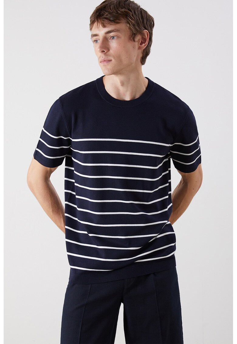 Tricou cu decolteu la baza gatului si dungi - Alb/Bleumarin