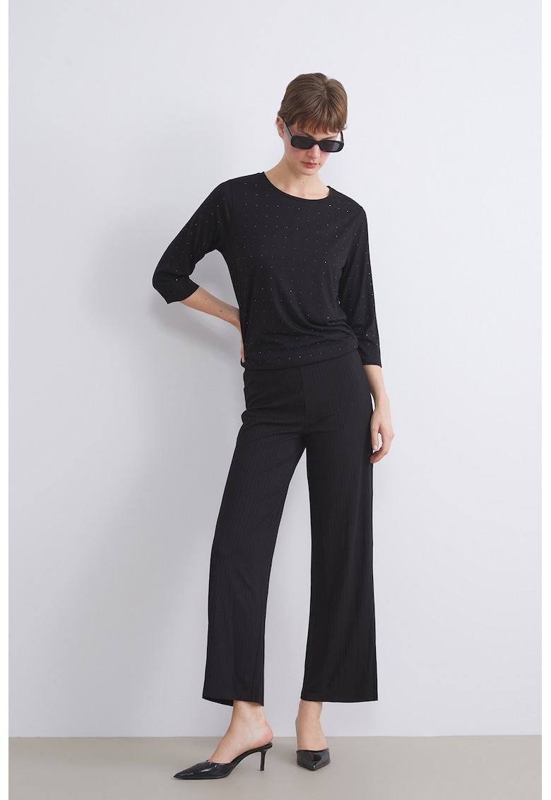 Pantaloni crop cu striatii