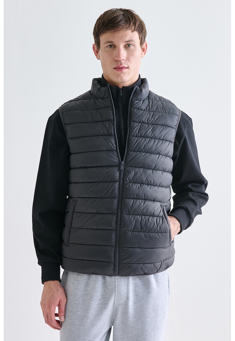 Vesta matlasata cu fermoar