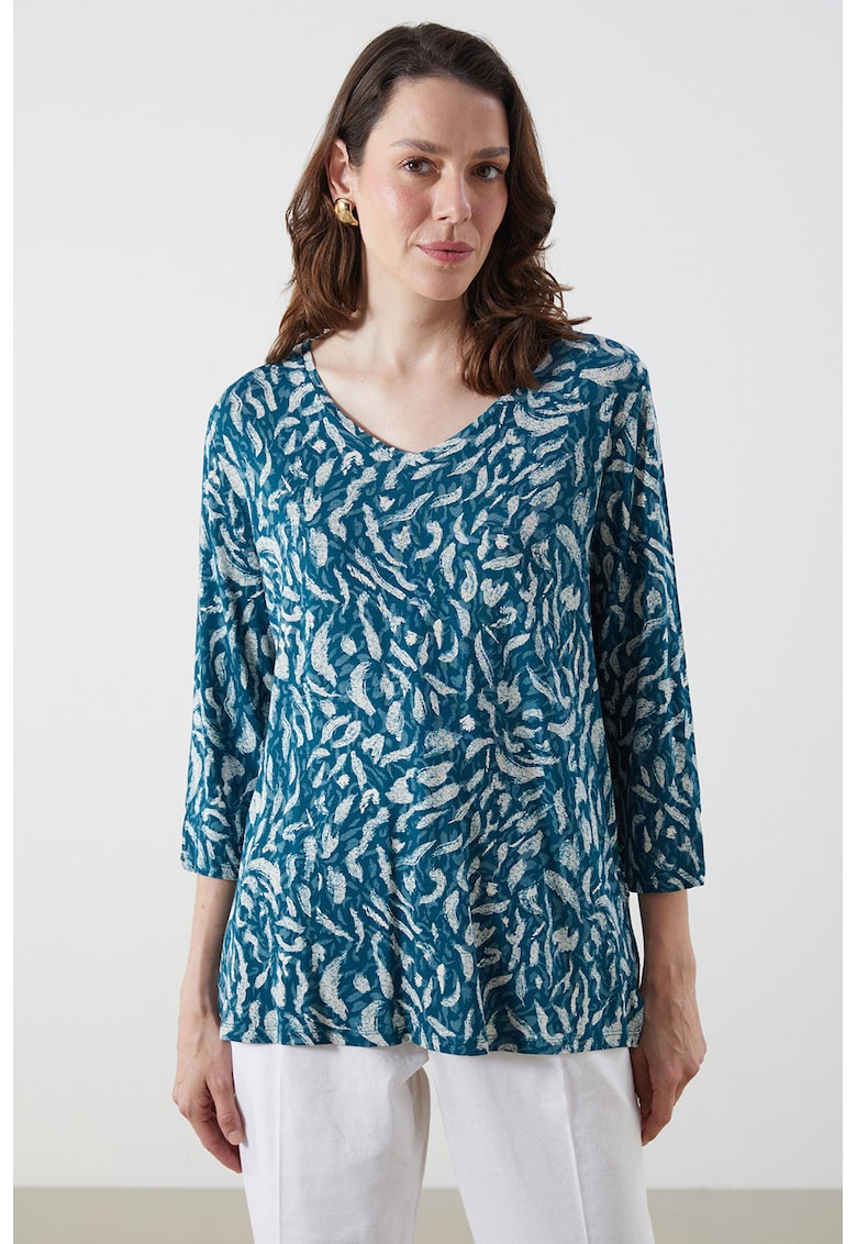 Bluza cu model si decolteu in V