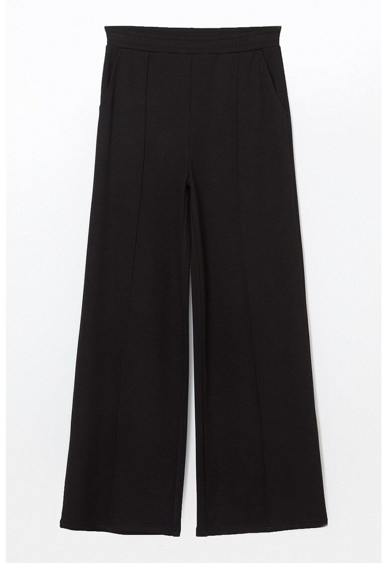 Pantaloni de trening cu croiala dreapta