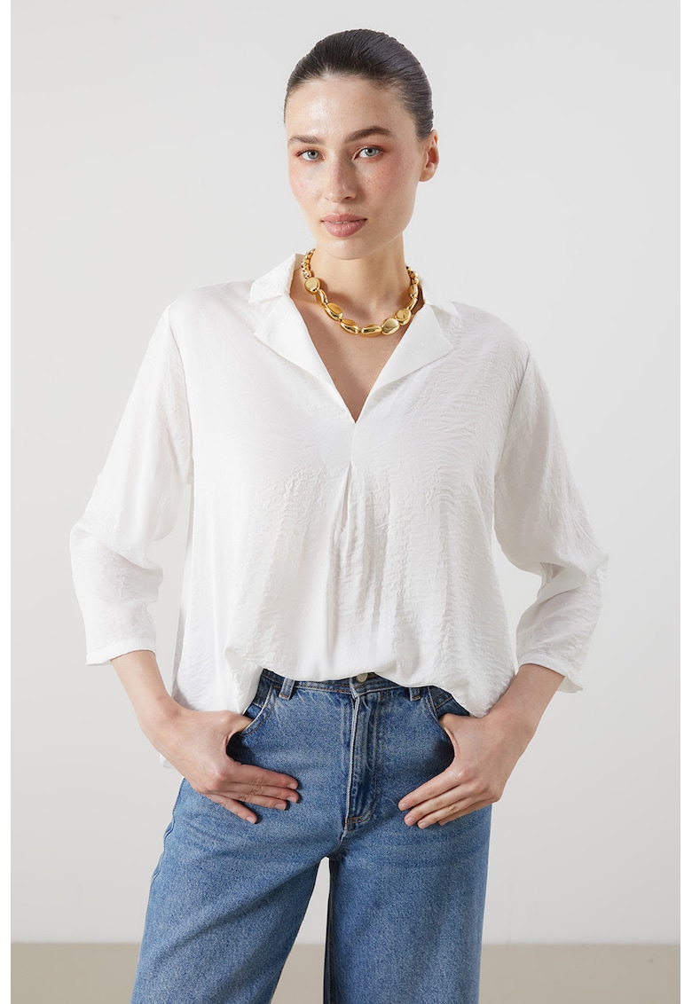 Bluza lejera cu maneci trei sferturi