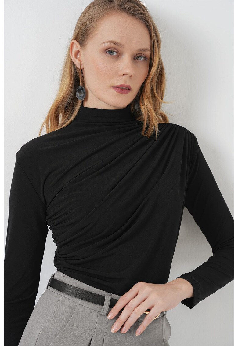 Bluza drapata cu guler scurt