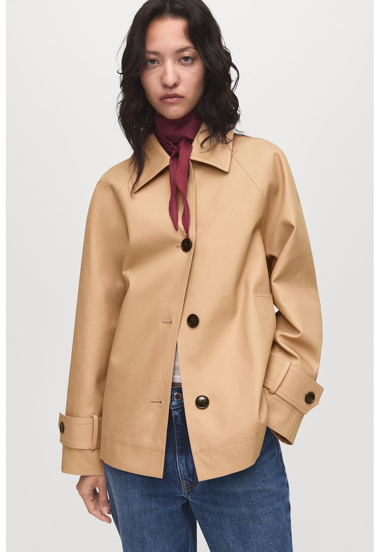 Trenci scurt supradimensionat