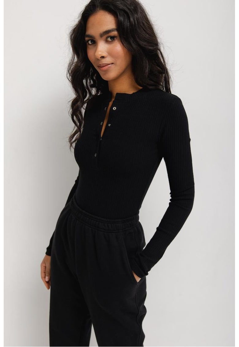 Bluza mulata cu capse