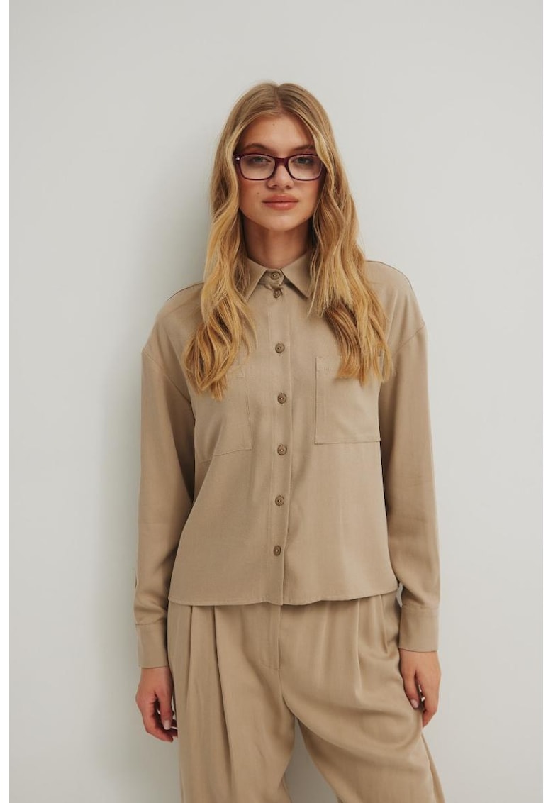 Camasa cu buzunare pe piept Camasa cu buzunare pe piept