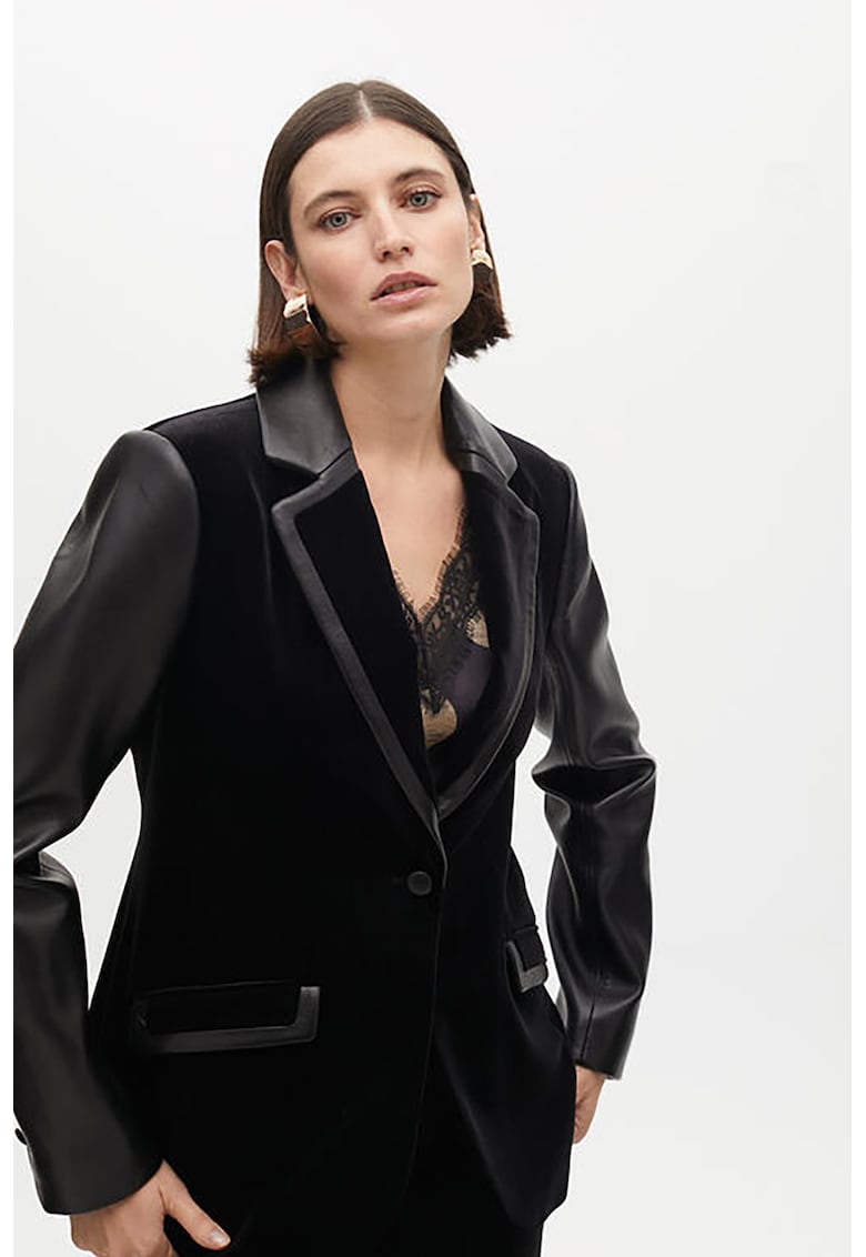 Sacou cu garnituri de piele ecologica