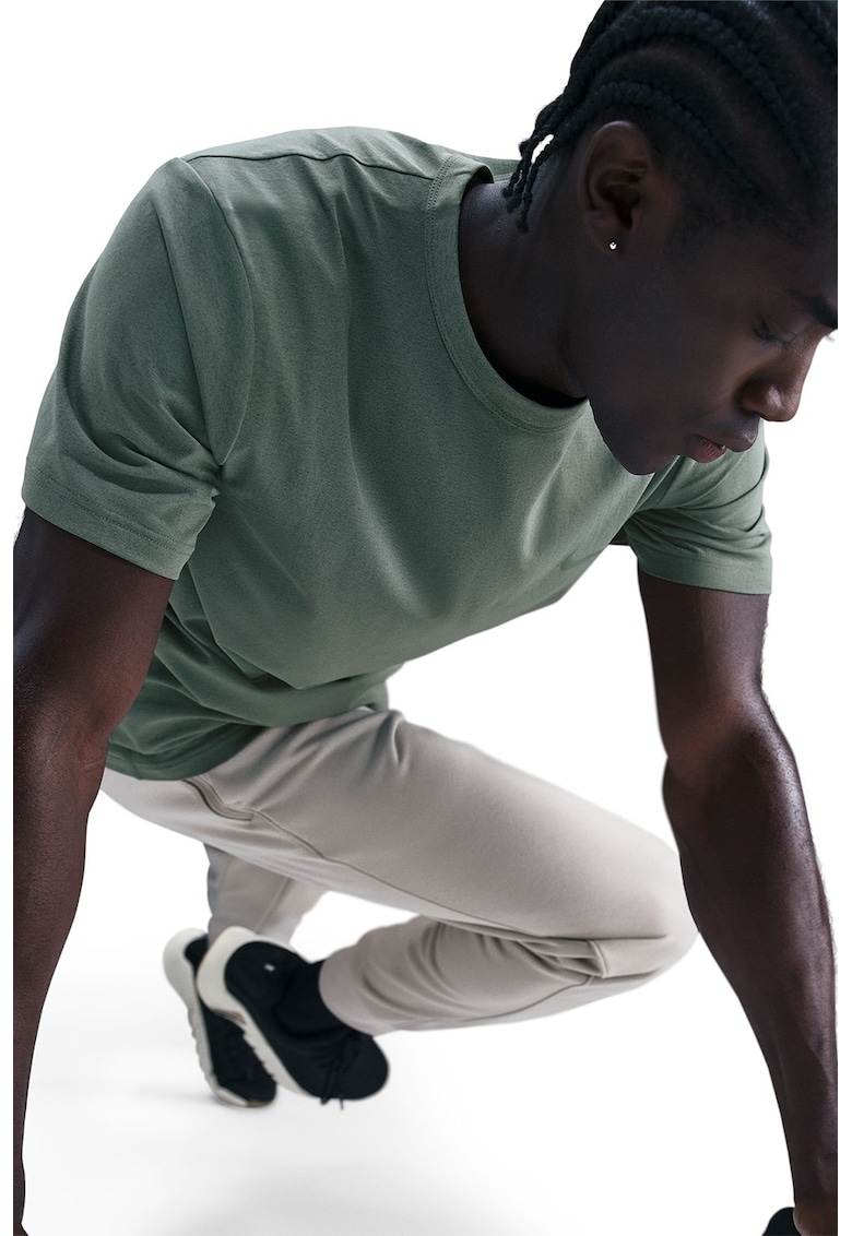 Tricou cu decolteu la baza gatului pentru fitness Hyverse - Verde pal