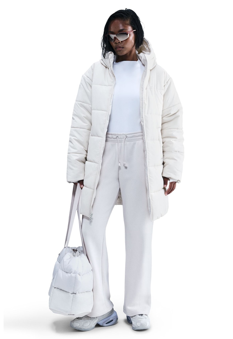 Geaca lejera cu gluga