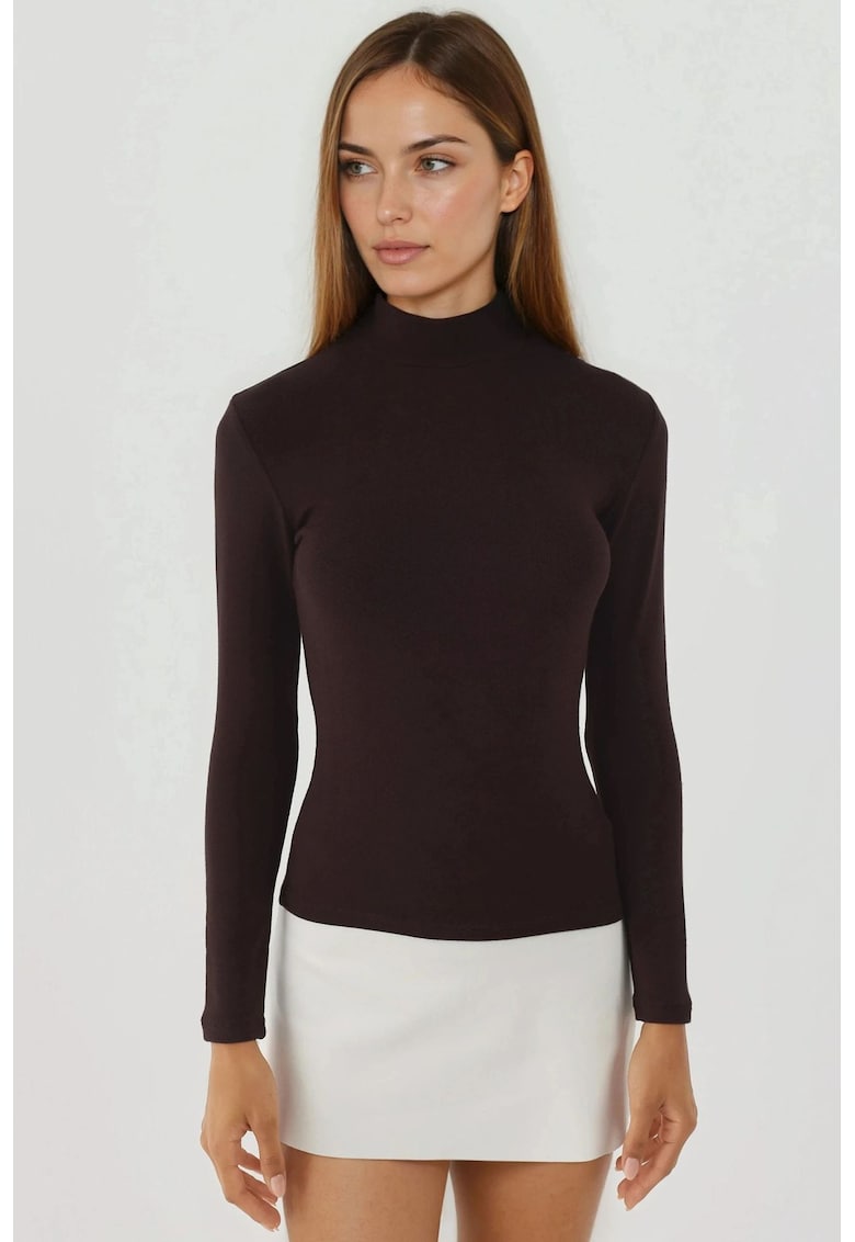 Bluza dama -  tricot. cu guler inalt - croiala slim fit - maro inchis