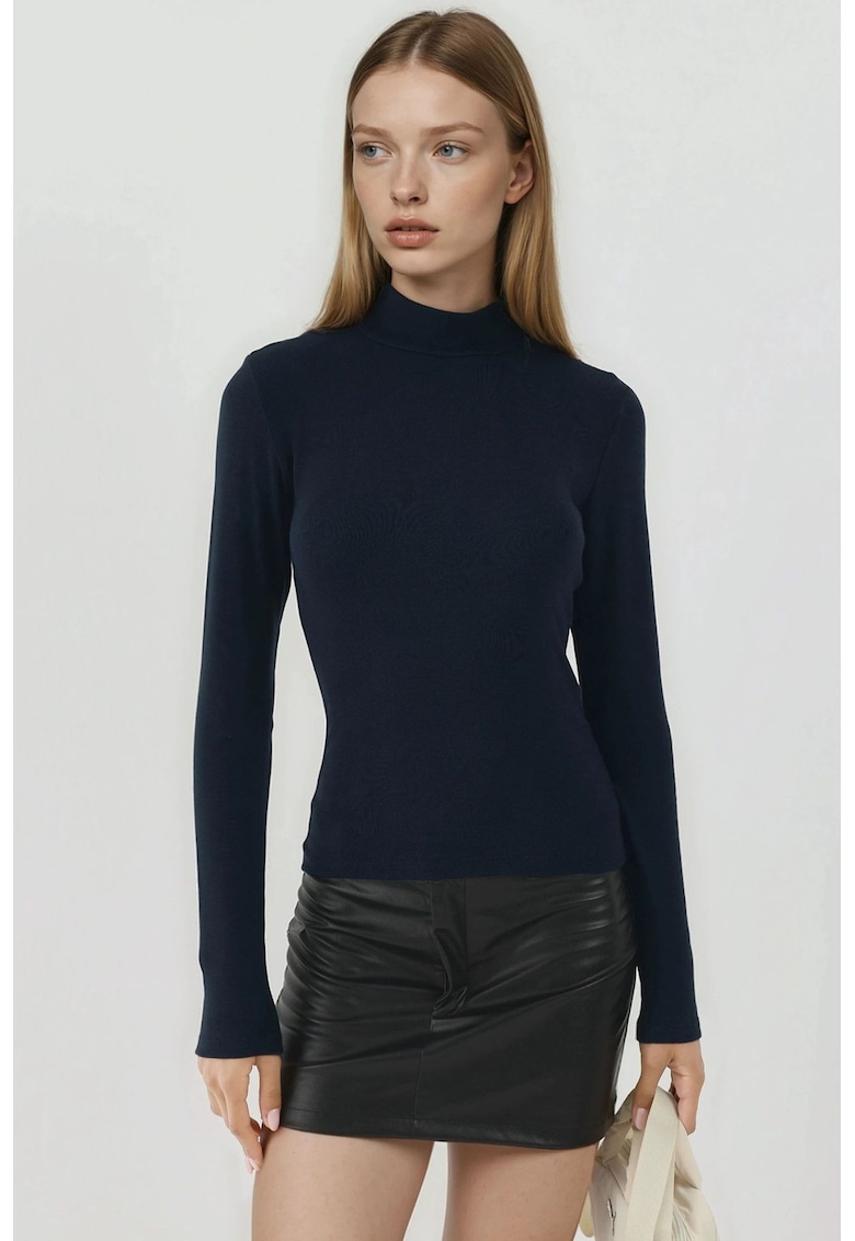 Bluza dama -  tricot. cu guler inalt - croiala slim fit - bleumarin