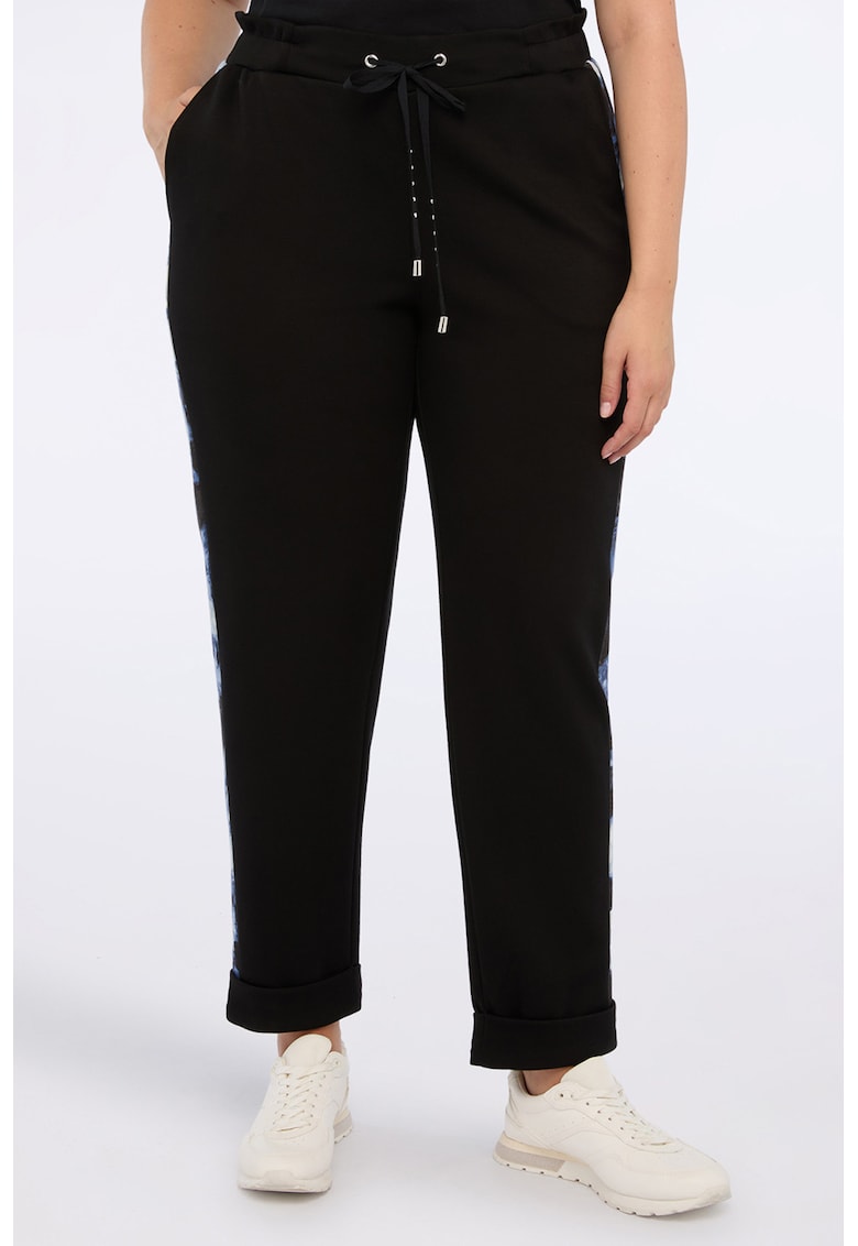 Pantaloni de trening cu segmente laterale cu imprimeu Pantaloni de trening cu segmente laterale cu imprimeu
