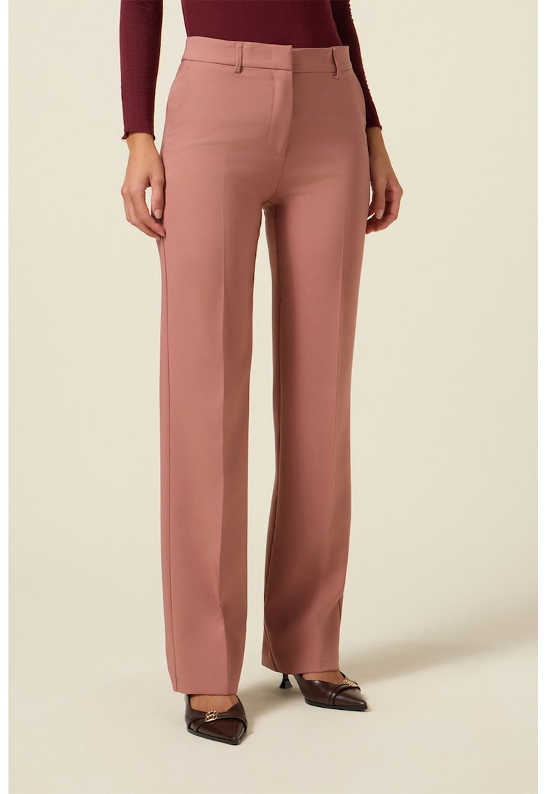 Pantaloni cu pensa si talie medie