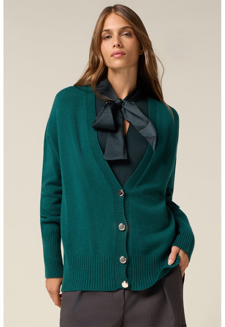 Cardigan lejer cu nasturi