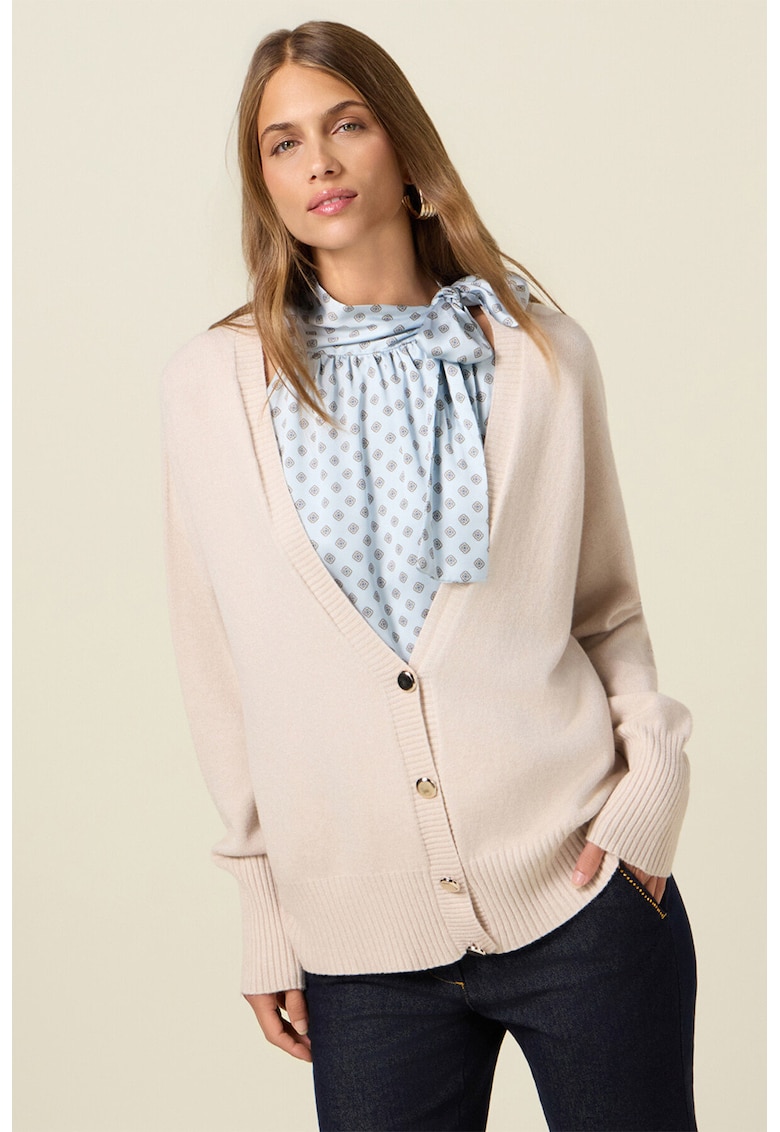 Cardigan lejer cu nasturi