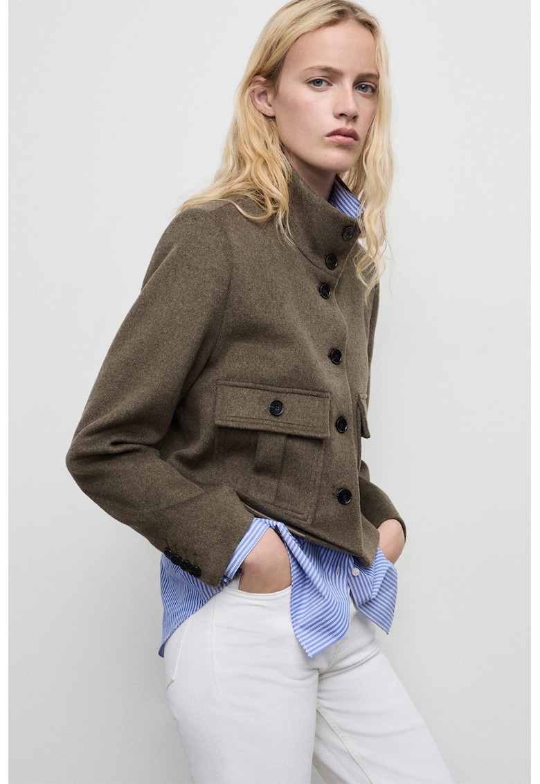 Palton scurt din amestec de lana cu nasturi