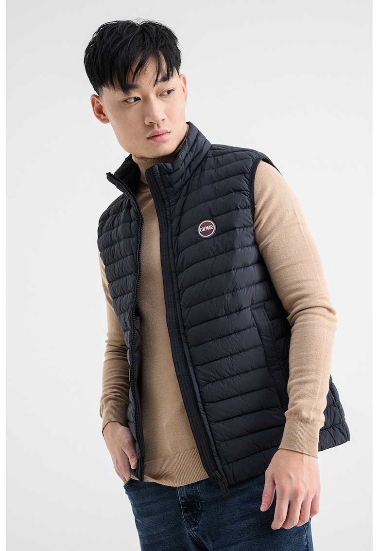 Vesta cu umplutura de puf si guler mediu