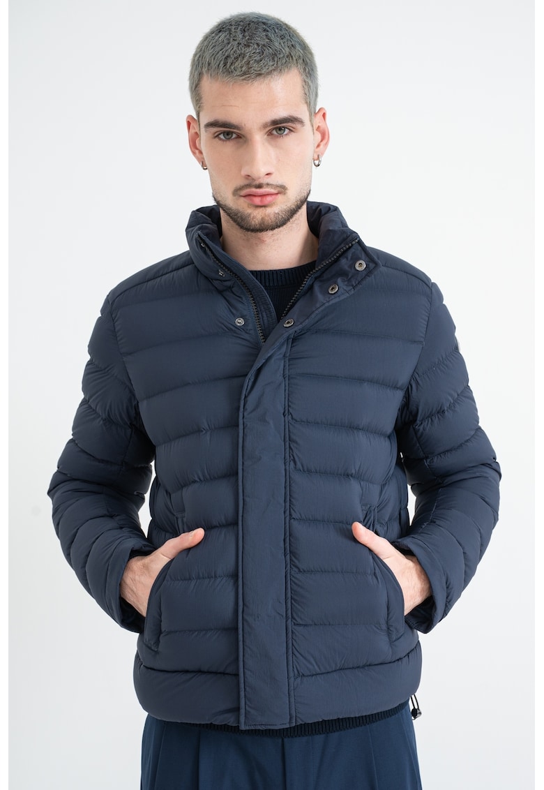 Geaca scurta cu umplutura de puf - Bleumarin