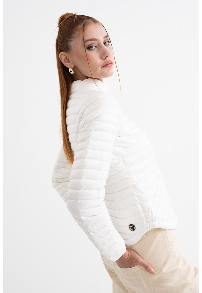 Geaca usoara cu umplutura de puf