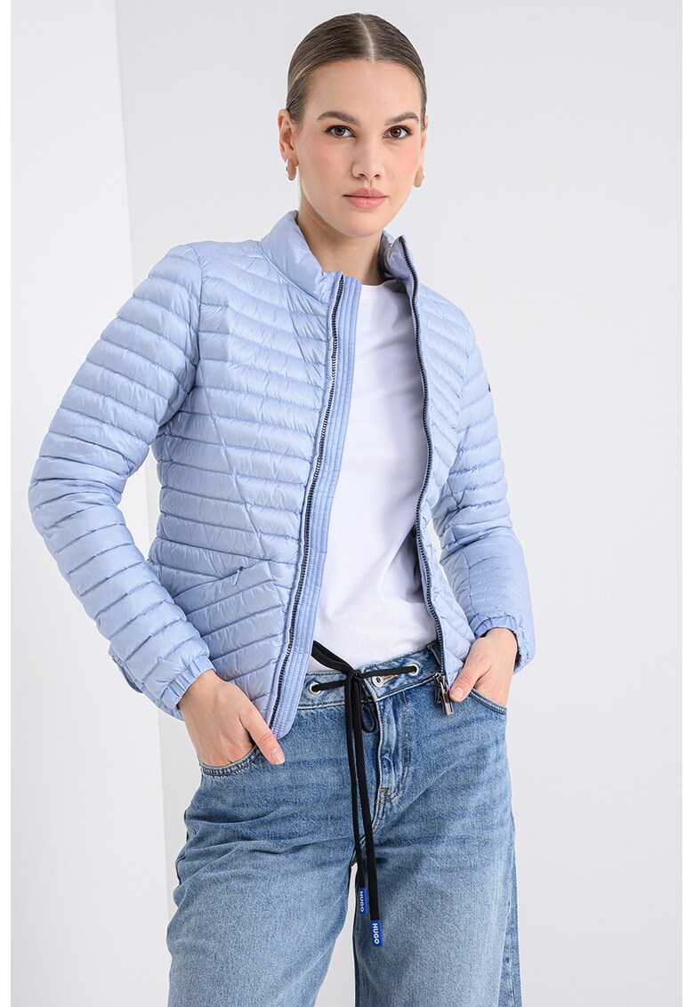 Geaca usoara cu umplutura de puf