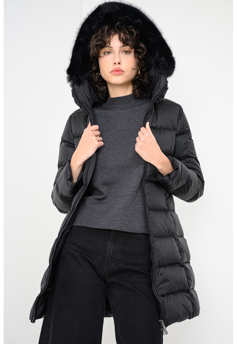 Geaca matlasata lunga cu umplutura de puf