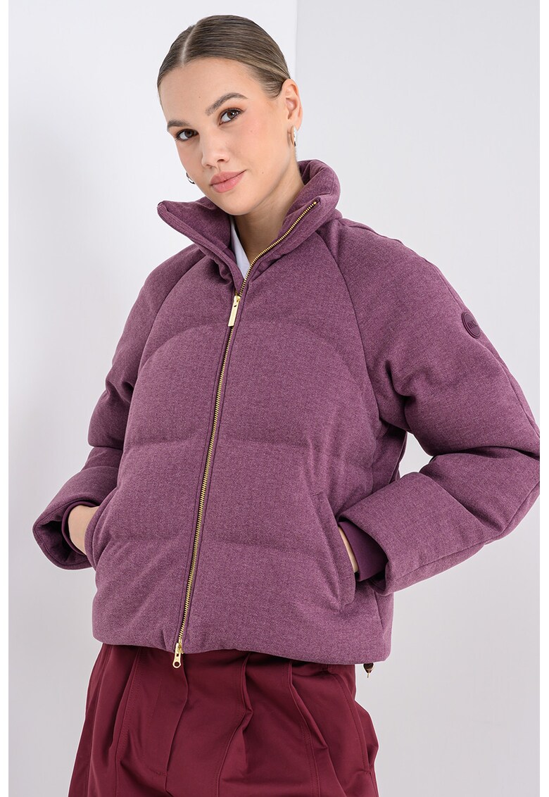 Geaca matlasata cu umplutura de puf