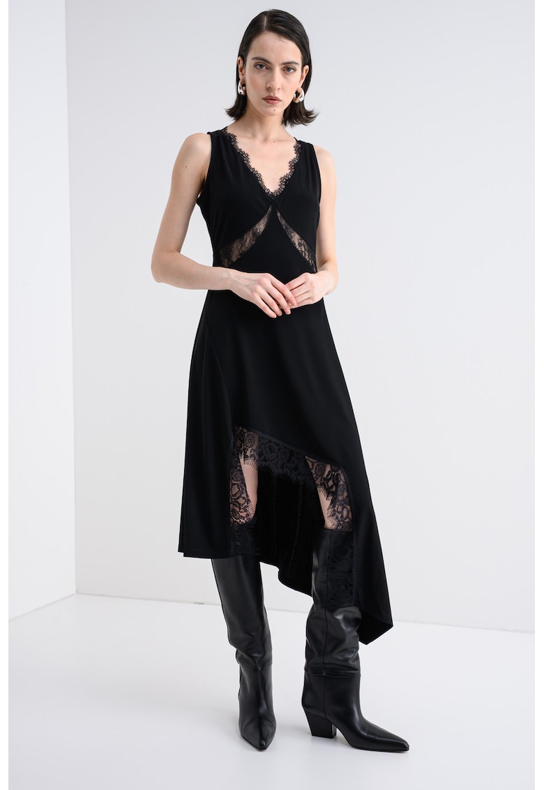 Rochie asimterica cu garnituri din dantela si decolteu in V - Negru
