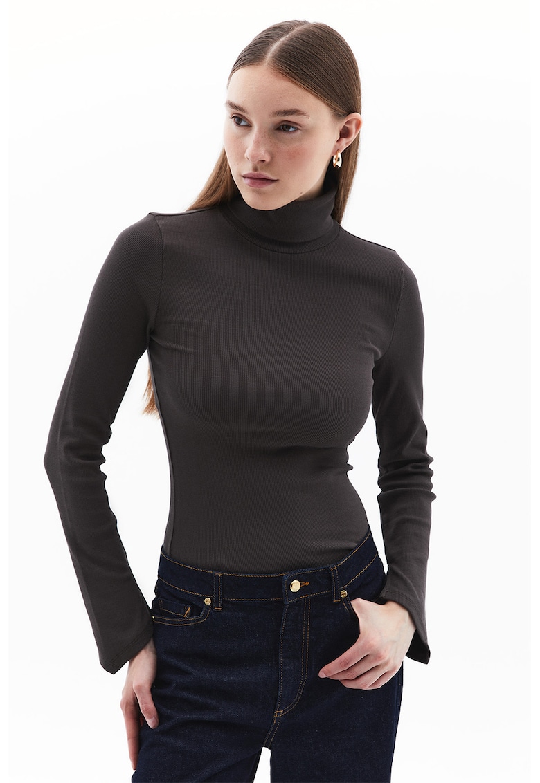 Bluza slim fit cu guler inalt - Verde sparanghel