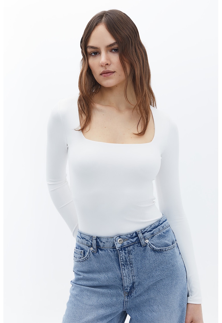 Bluza cu decolteu patrat - Crem -