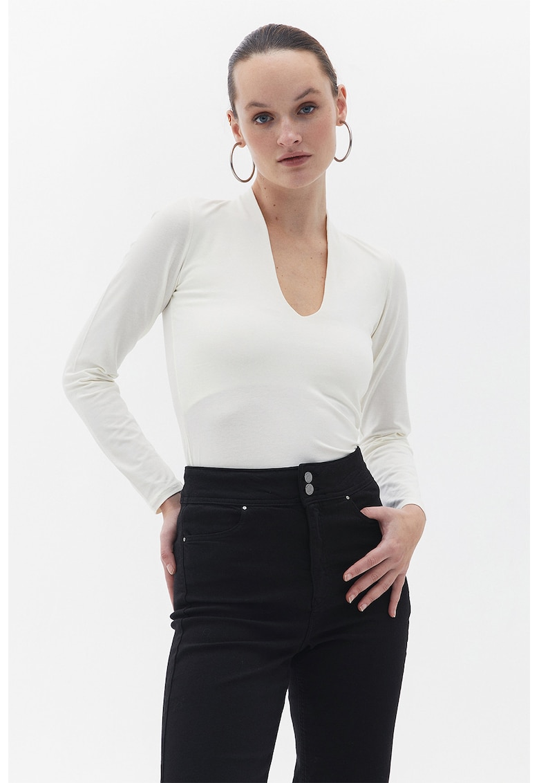 Bluza slim fit cu decolteu in U - Alb murdar